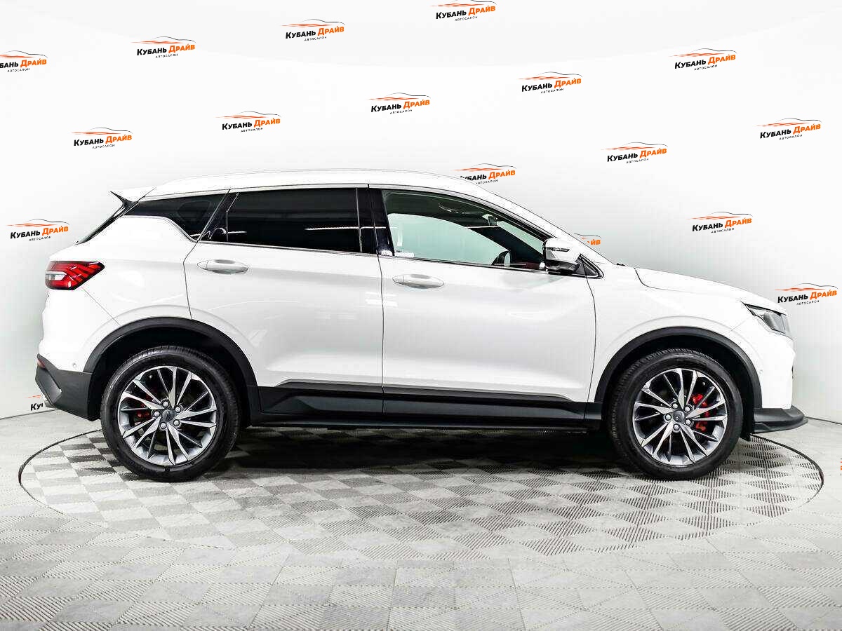 Geely Coolray 2022 года с пробегом. Фото: #3