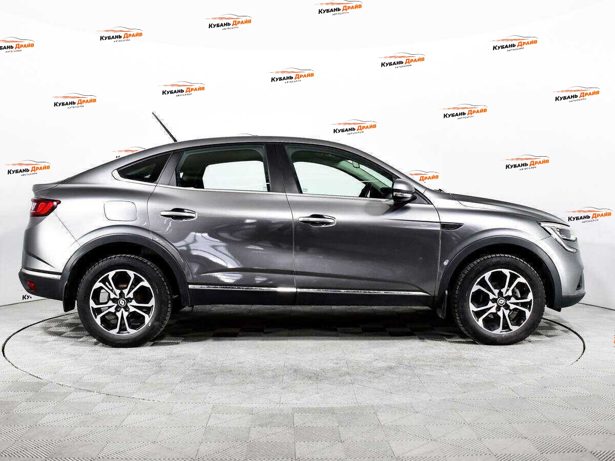 Renault Arkana 2020 года с пробегом. Фото: #3