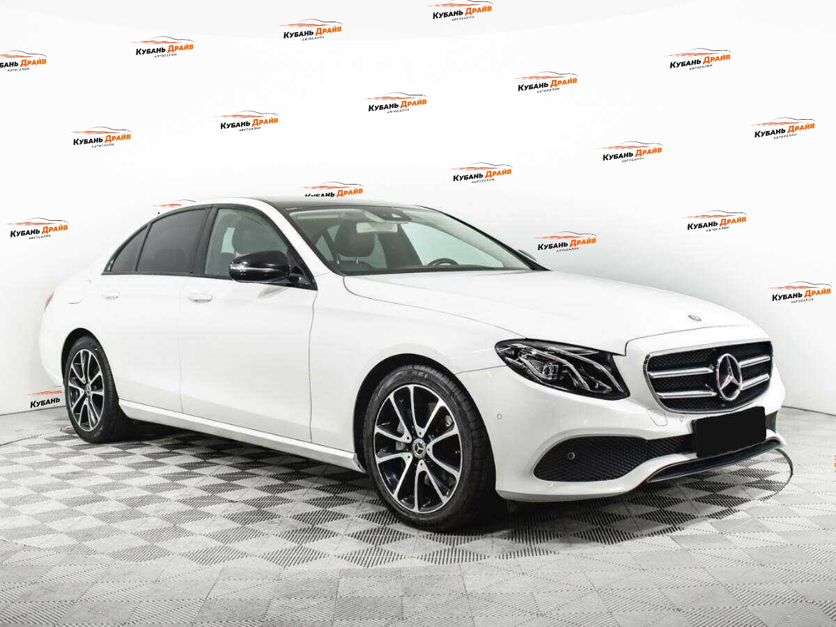 Mercedes-Benz E-Класс 2016 года с пробегом. Фото: #2