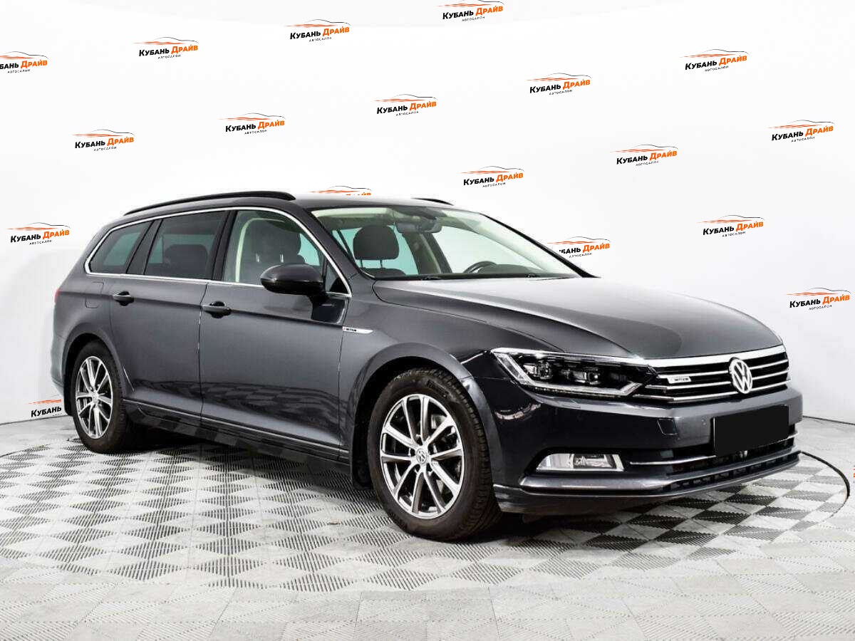 Volkswagen Passat 2018 года с пробегом. Фото: #2