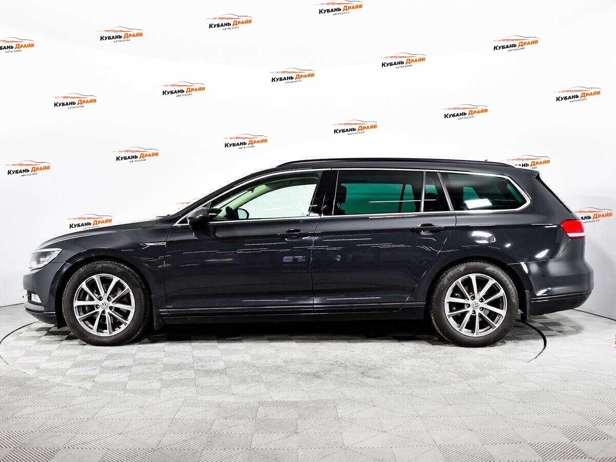 Volkswagen Passat 2018 года с пробегом. Фото: #7