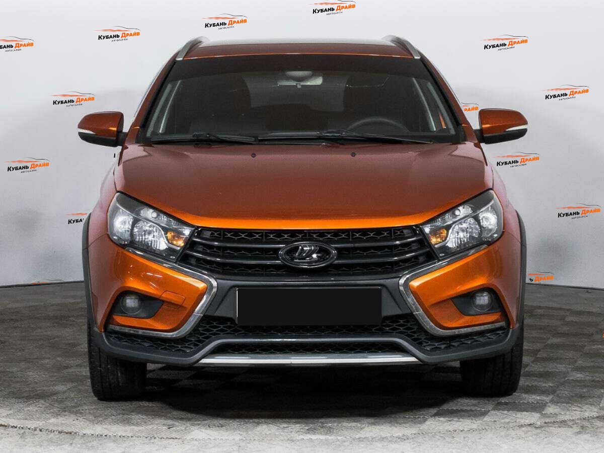 Lada (ВАЗ) Vesta 2018 года с пробегом. Фото: #1