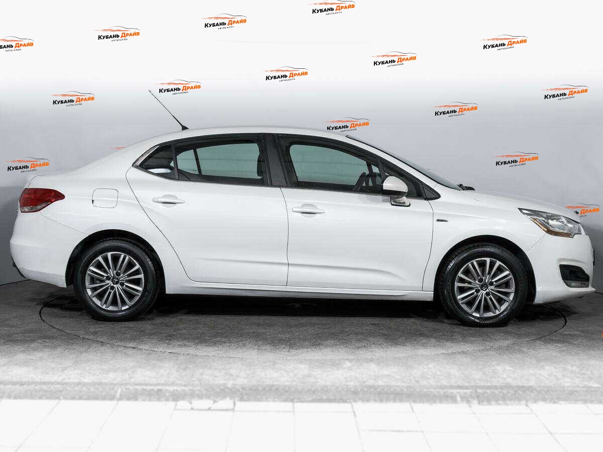 Citroen C4 2016 года с пробегом. Фото: #3