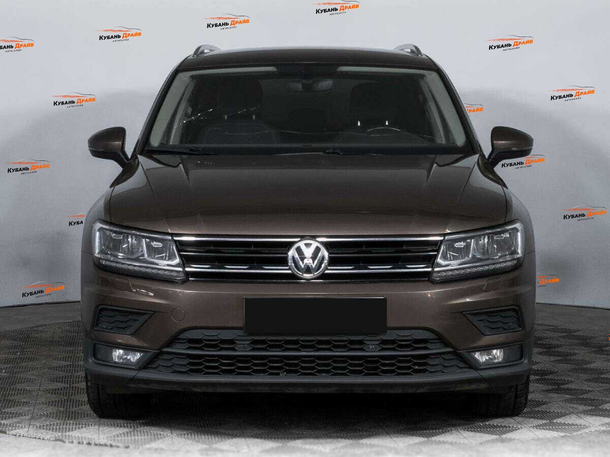 Volkswagen Tiguan 2018 года с пробегом. Фото: #1