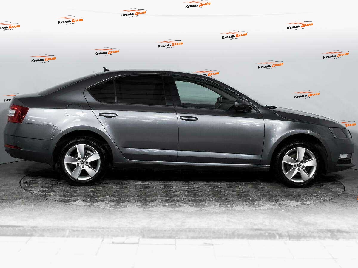 Skoda Octavia 2018 года с пробегом. Фото: #3