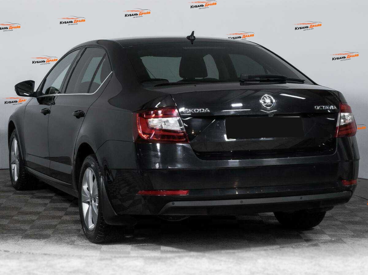 Skoda Octavia 2018 года с пробегом. Фото: #6