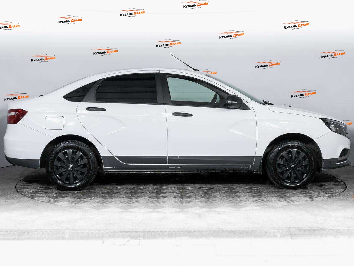 Lada (ВАЗ) Vesta 2019 года с пробегом. Фото: #3