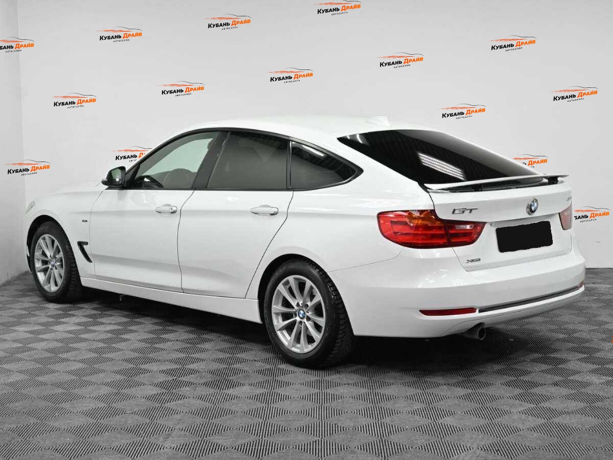 BMW 3 серии 2015 года с пробегом. Фото: #3