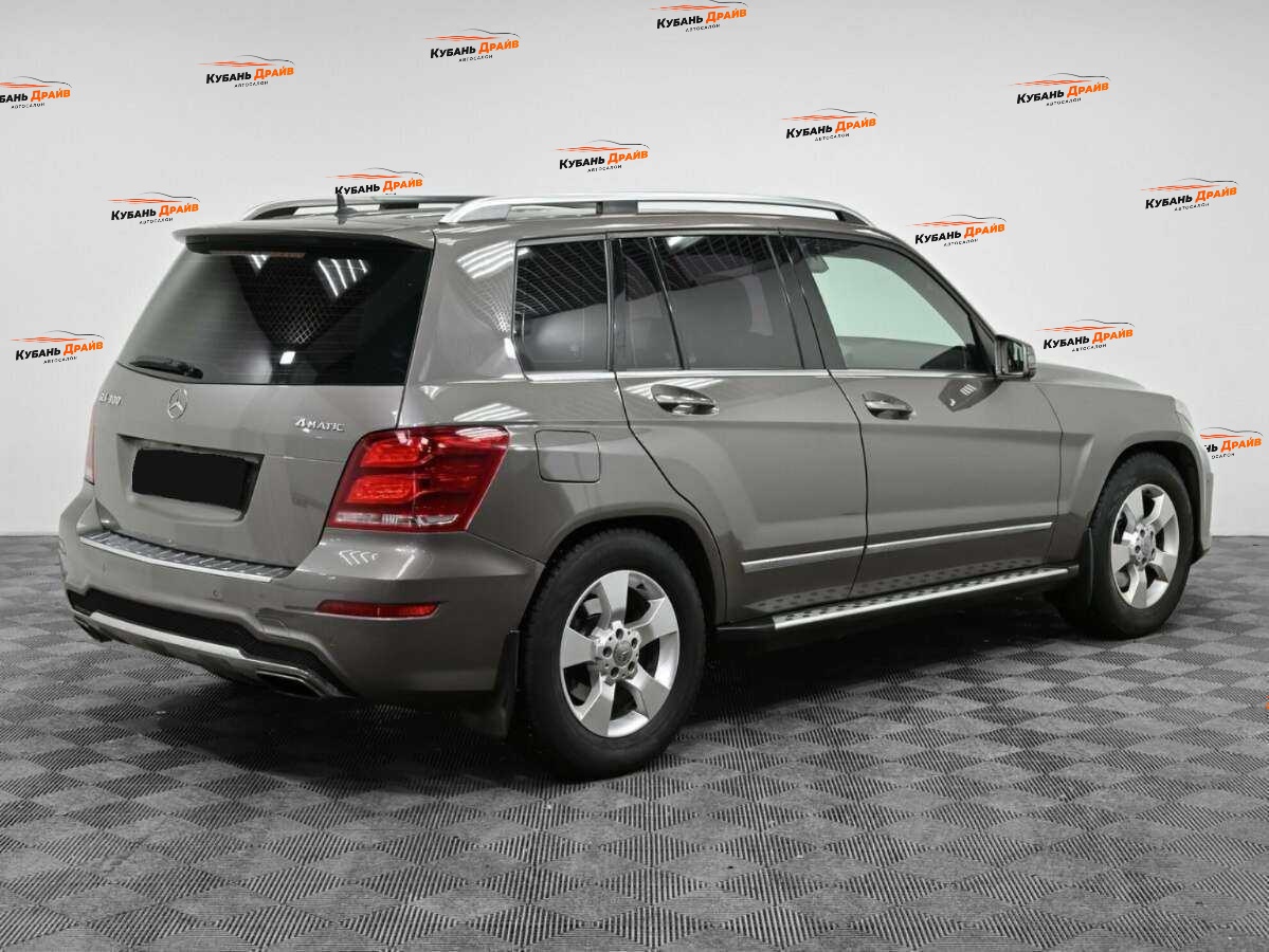 Mercedes-Benz GLK-Класс 2015 года с пробегом. Фото: #1