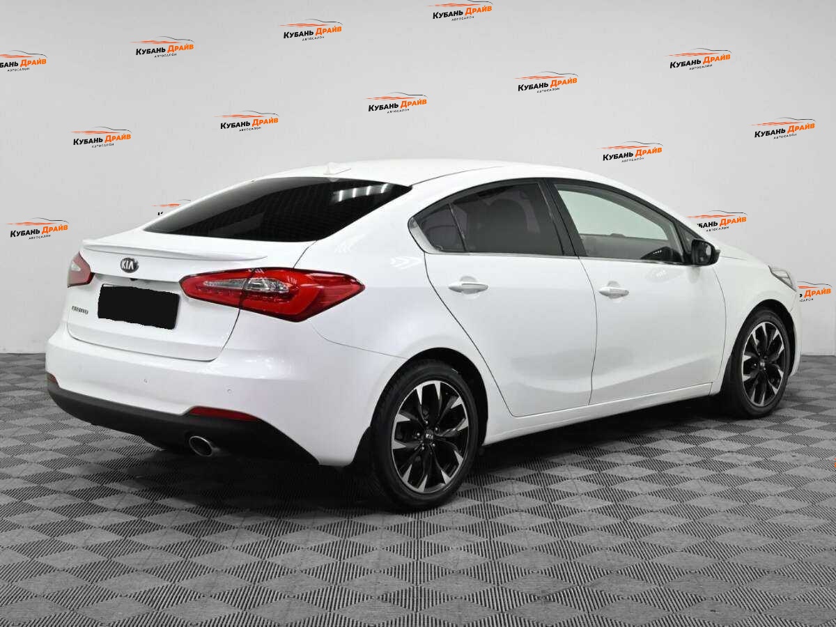 Kia Cerato 2015 года с пробегом. Фото: #1