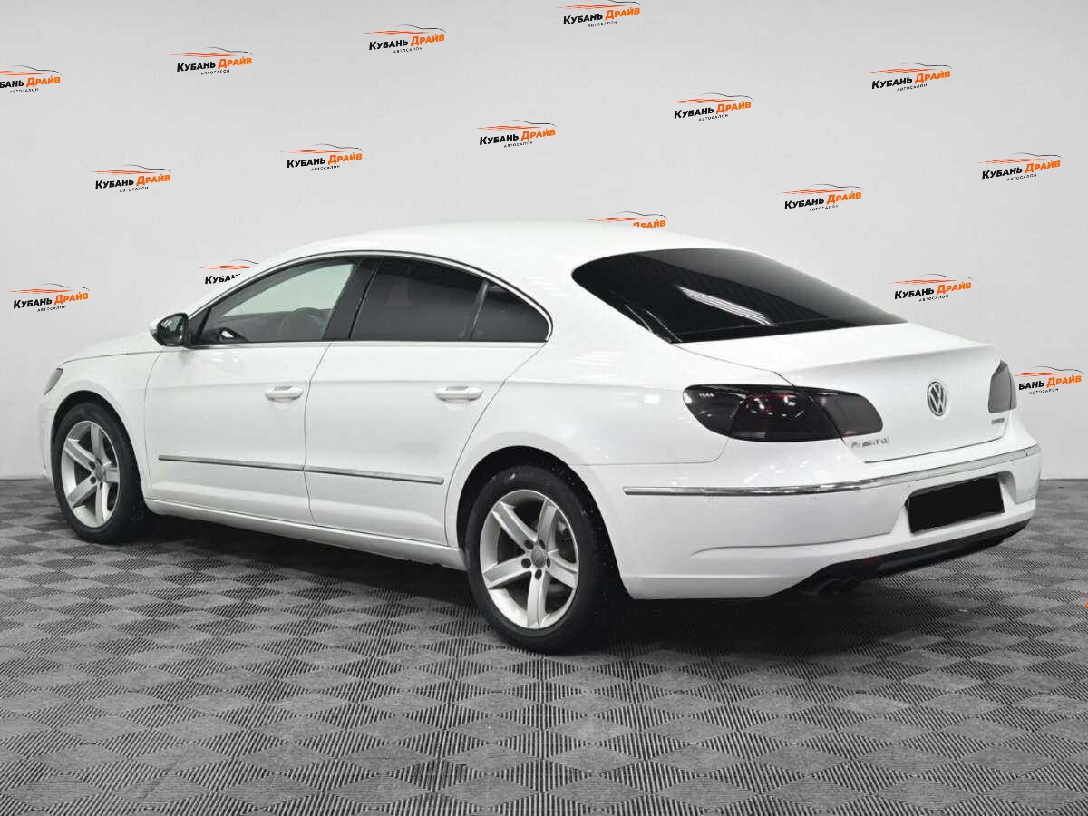 Volkswagen Passat CC 2012 года с пробегом. Фото: #3