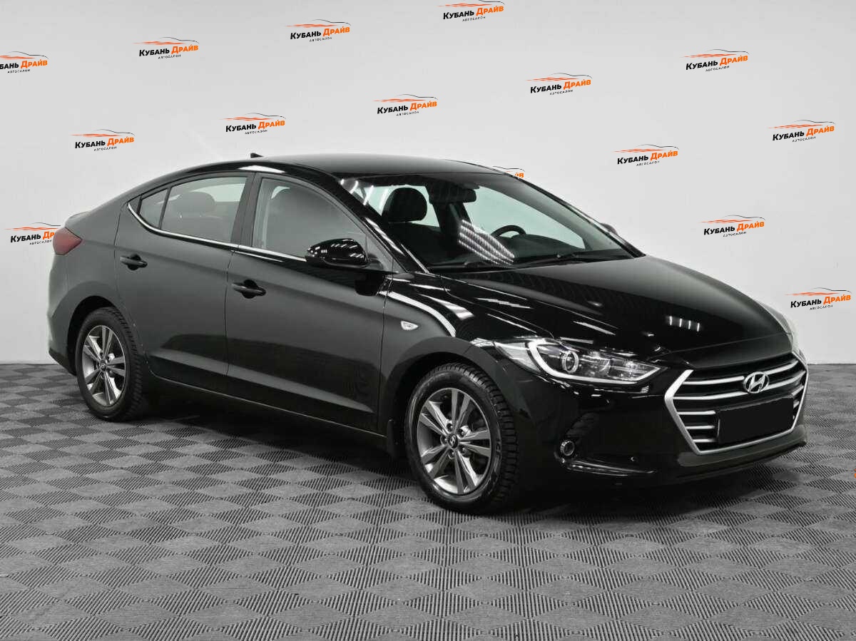 Hyundai Elantra 2017 года с пробегом. Фото: #2