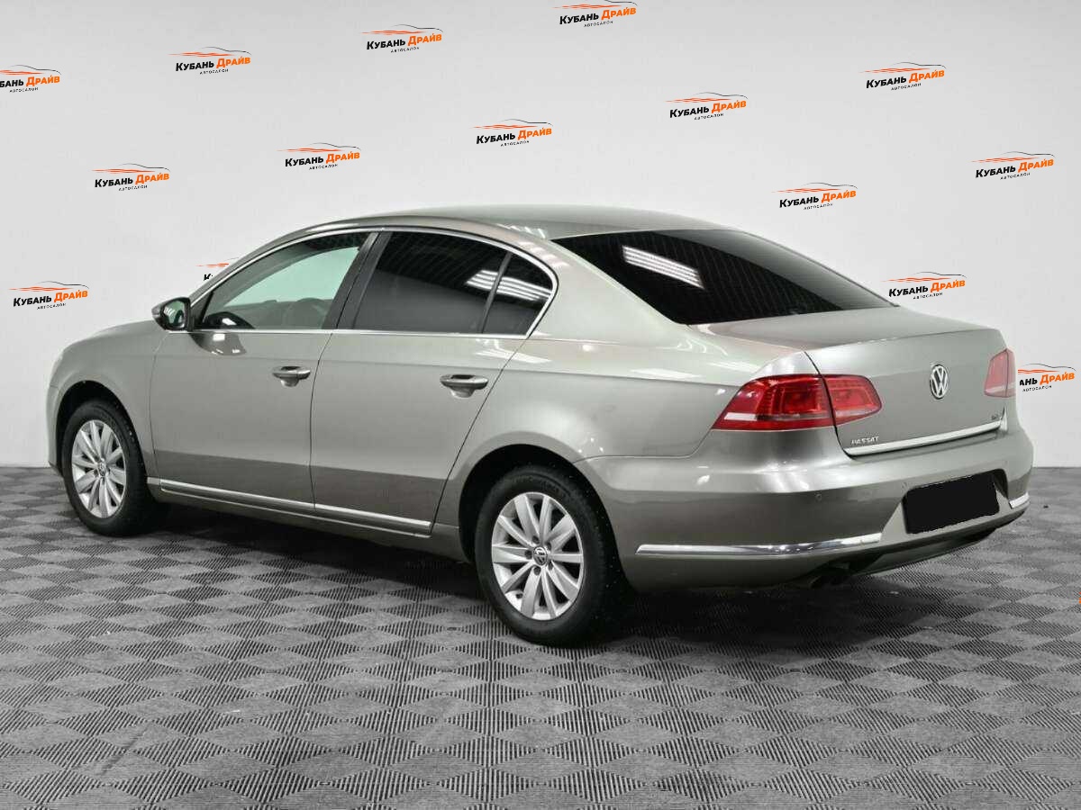 Volkswagen Passat 2014 года с пробегом. Фото: #3