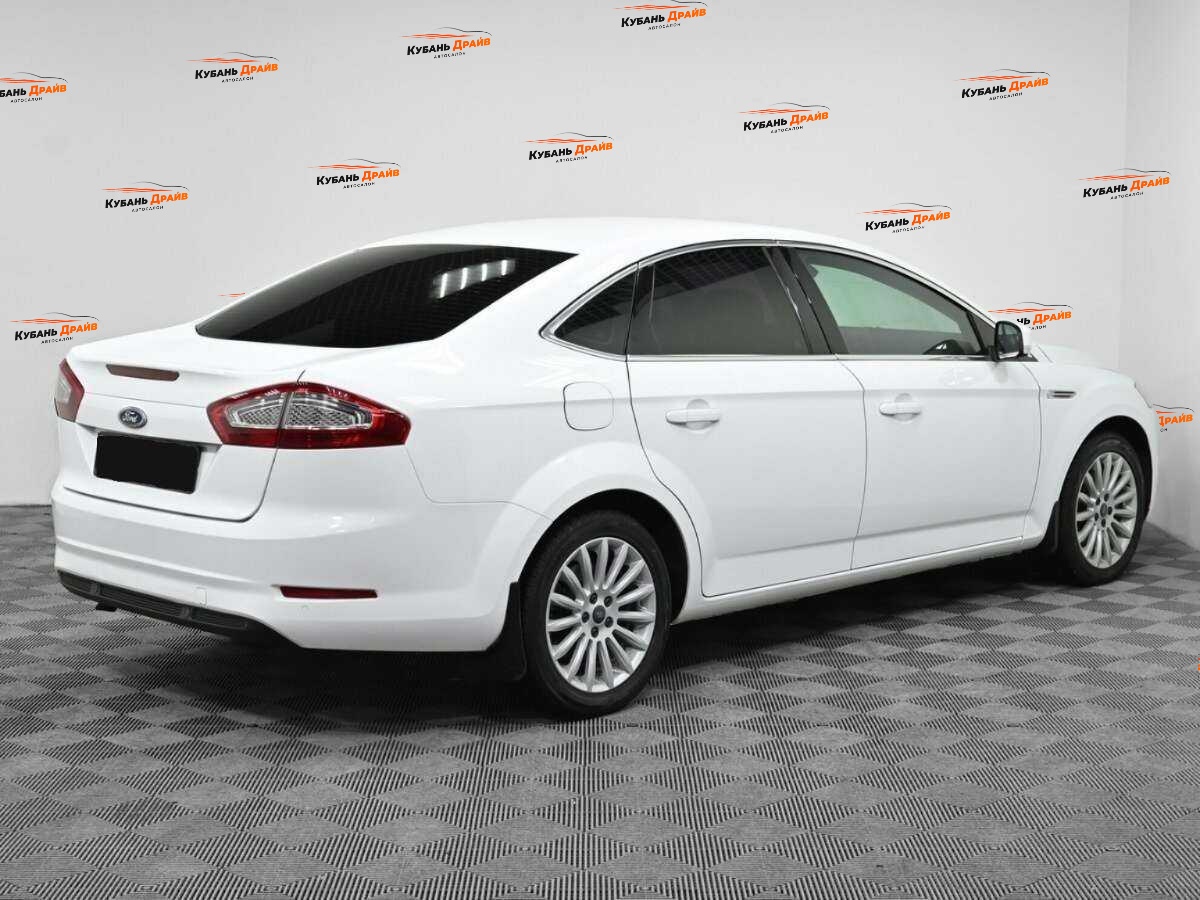 Ford Mondeo 2013 года с пробегом. Фото: #1