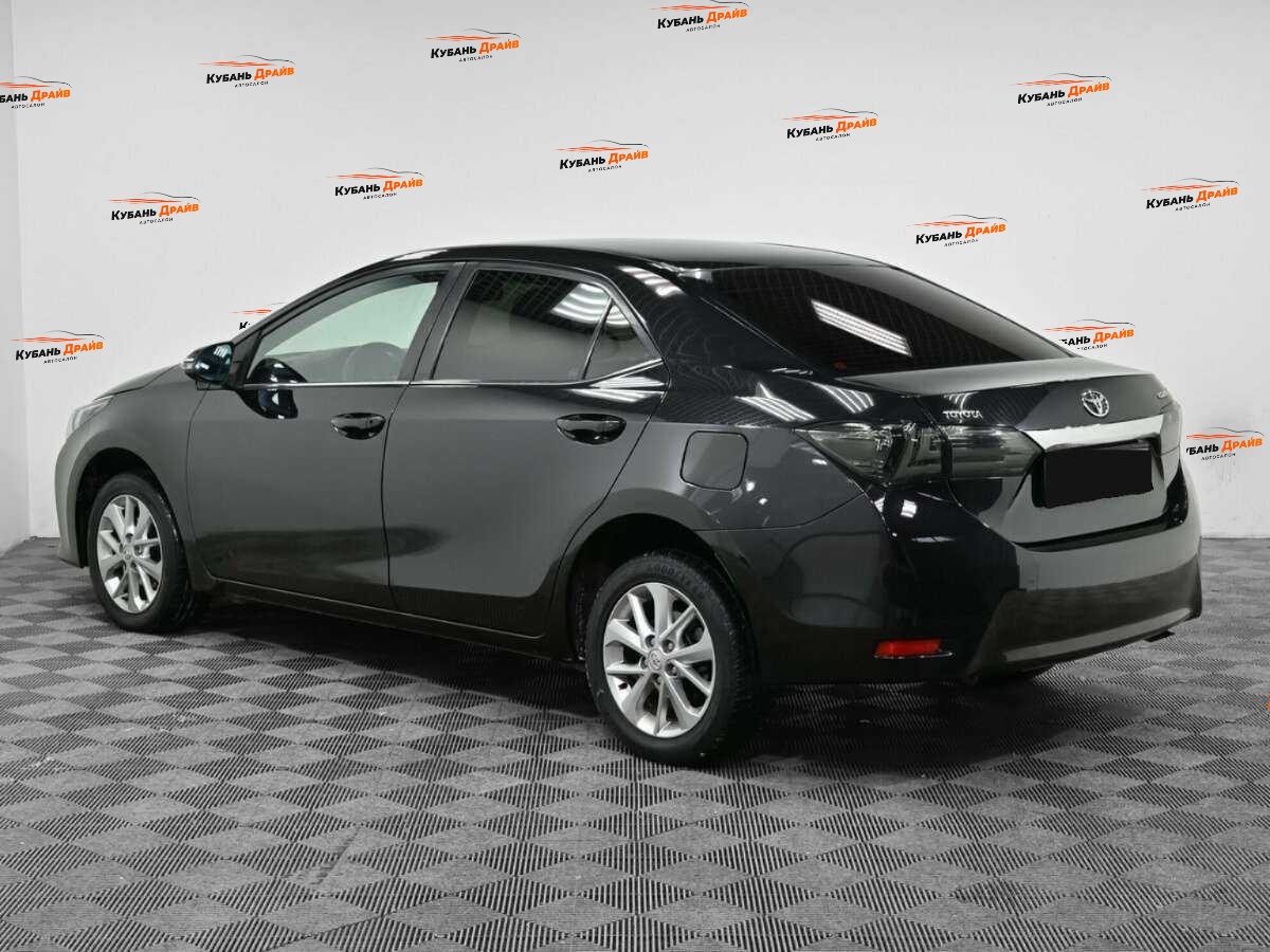 Toyota Corolla 2015 года с пробегом. Фото: #3