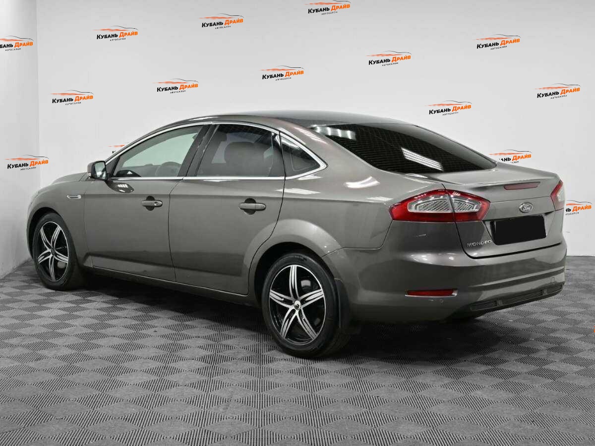 Ford Mondeo 2012 года с пробегом. Фото: #3