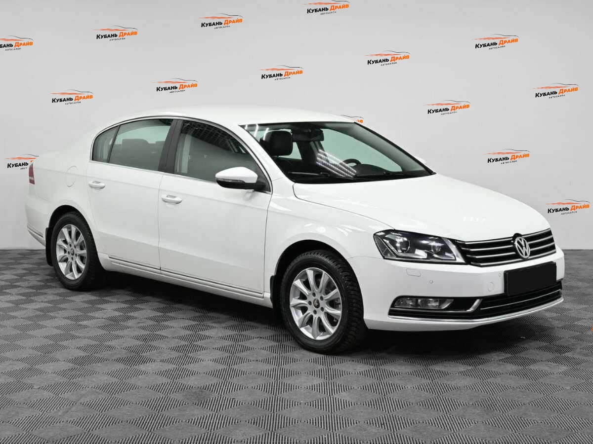 Volkswagen Passat 2013 года с пробегом. Фото: #2