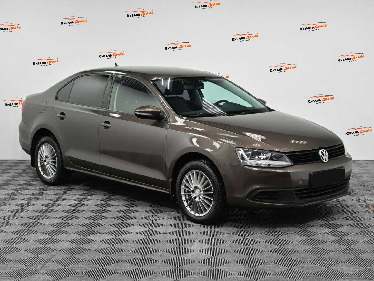 Volkswagen Jetta 2013 года с пробегом. Фото: #2