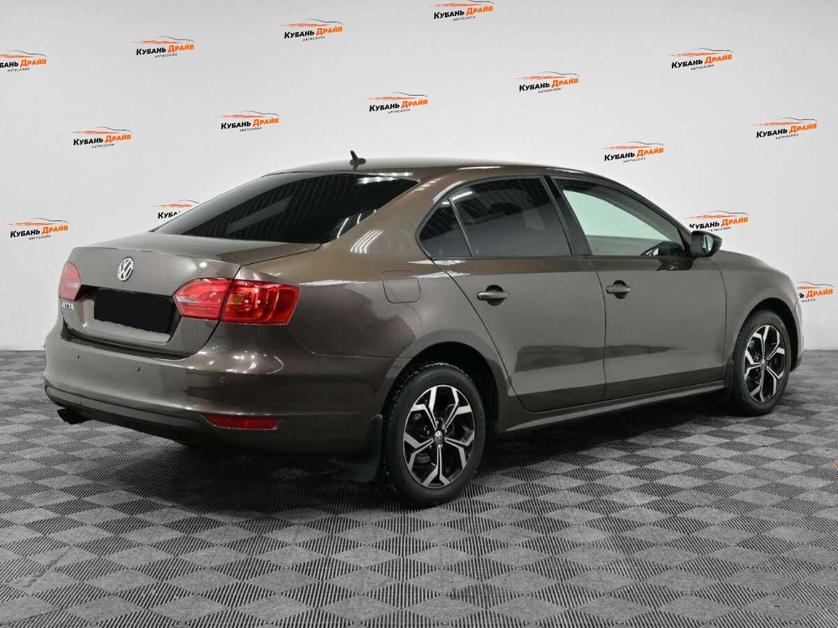 Volkswagen Jetta 2013 года с пробегом. Фото: #1