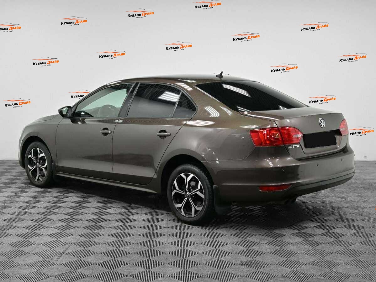 Volkswagen Jetta 2013 года с пробегом. Фото: #3
