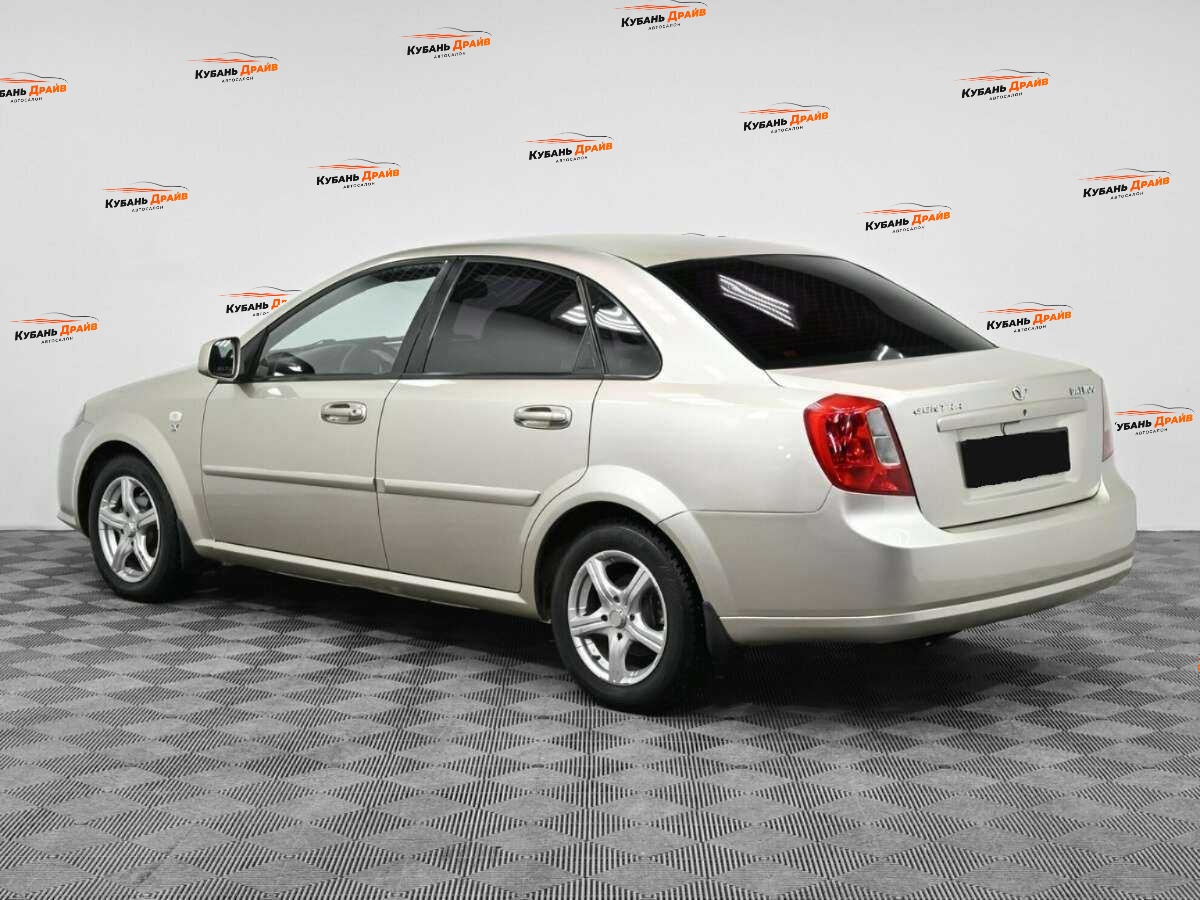 Daewoo Gentra 2014 года с пробегом. Фото: #3