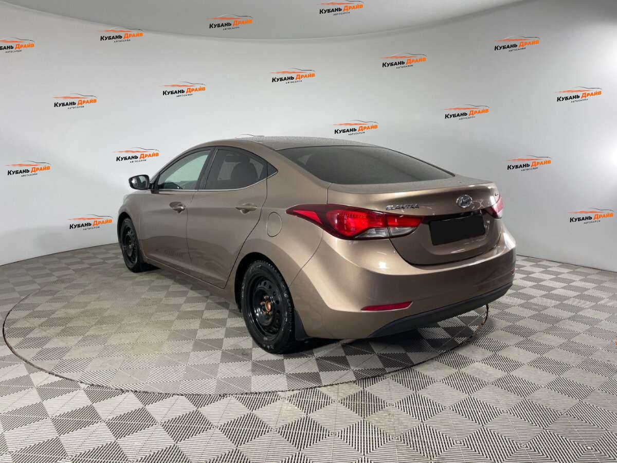 Hyundai Elantra 2014 года с пробегом. Фото: #4