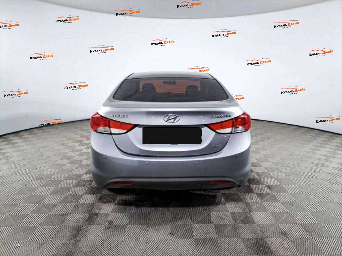 Hyundai Elantra 2013 года с пробегом. Фото: #5
