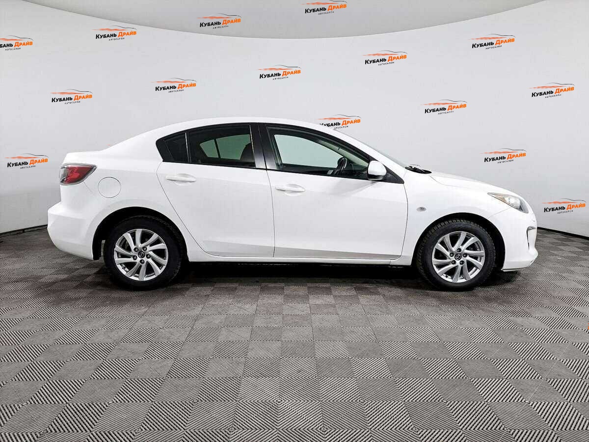 Mazda 3 2013 года с пробегом. Фото: #3