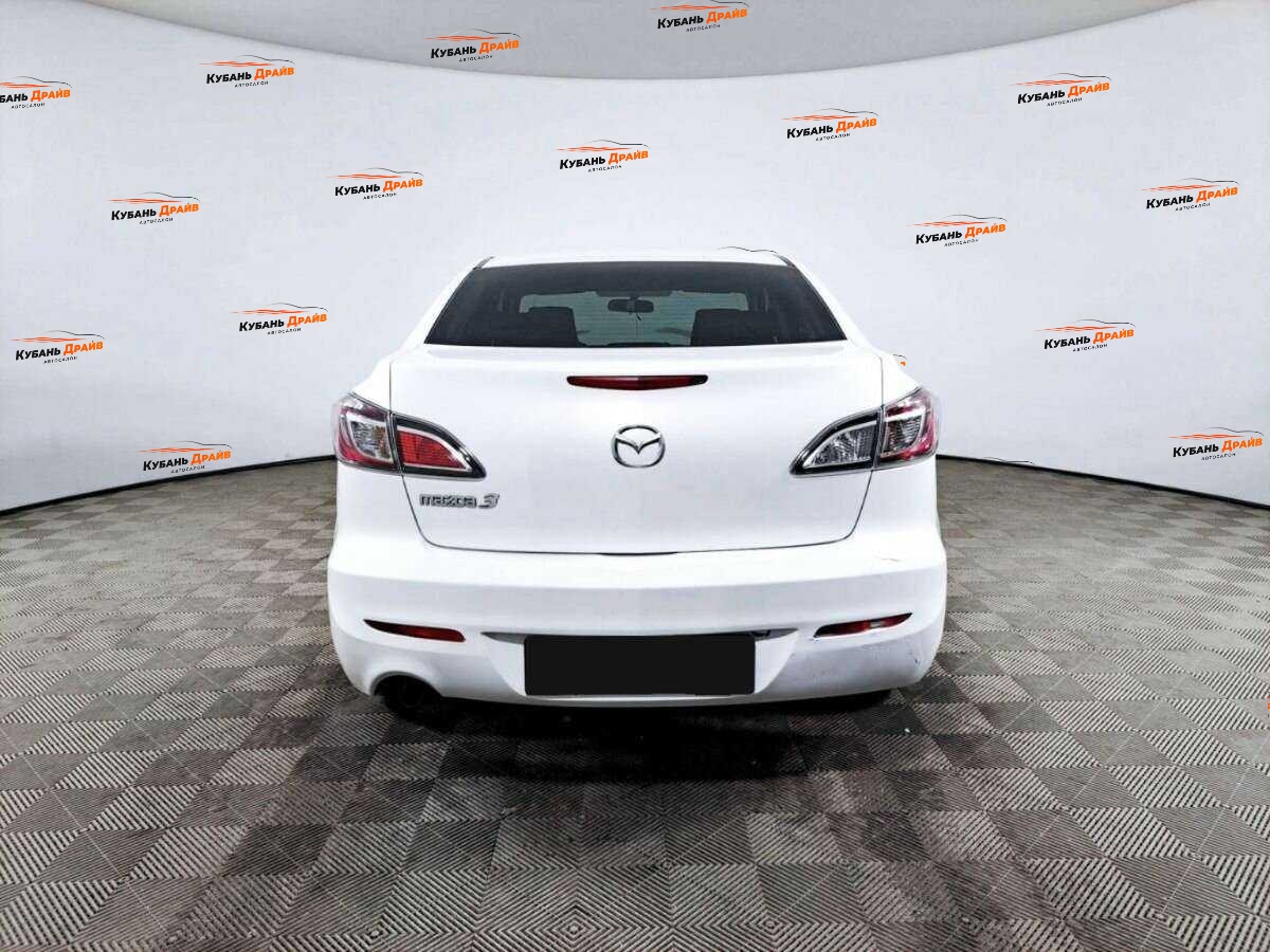 Mazda 3 2013 года с пробегом. Фото: #5