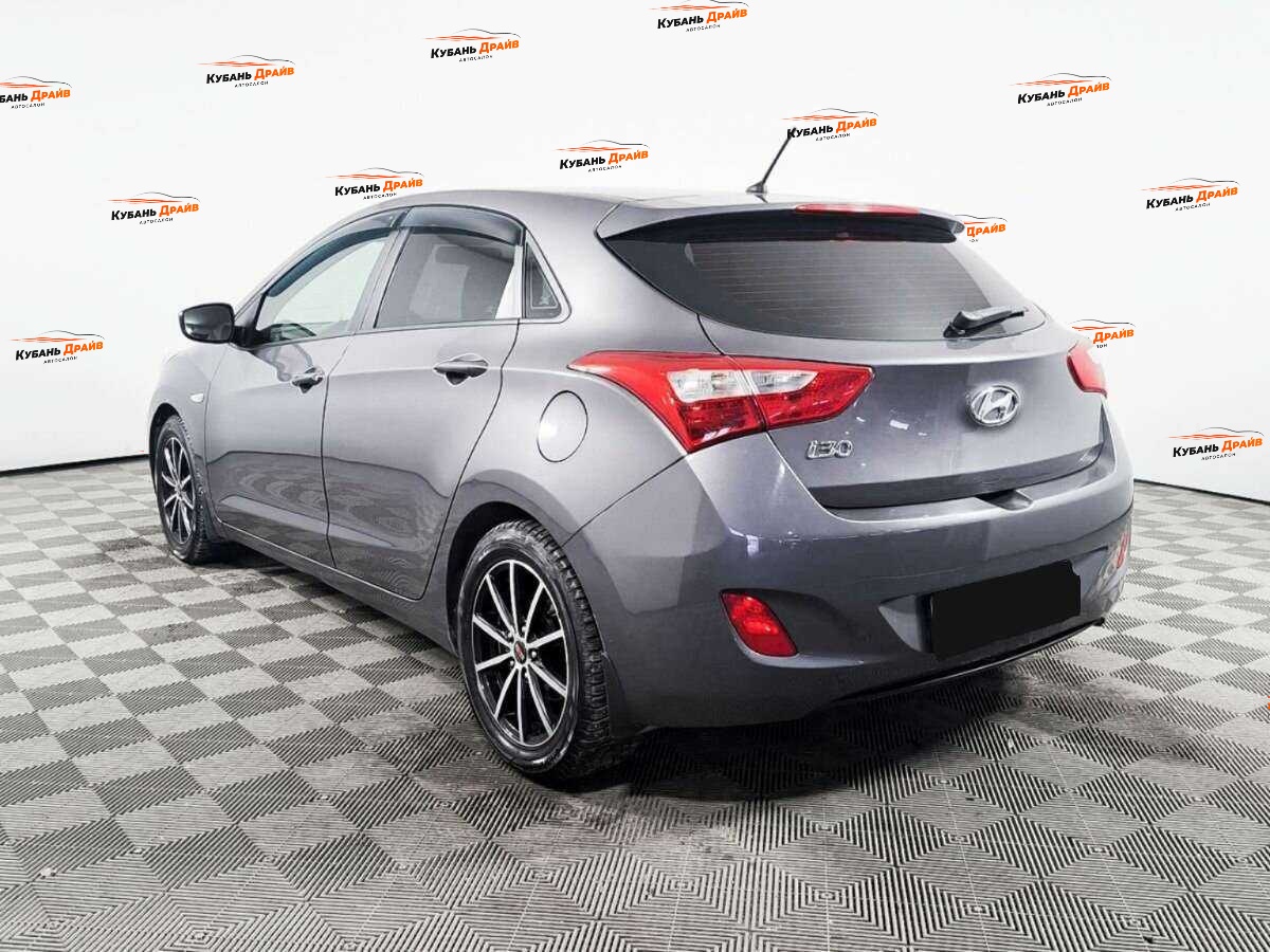 Hyundai i30 2016 года с пробегом. Фото: #5