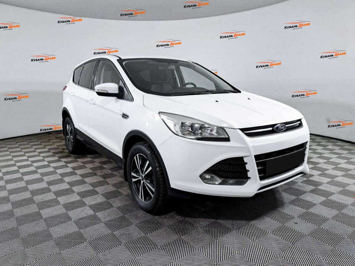 Ford Kuga 2016 года с пробегом. Фото: #2