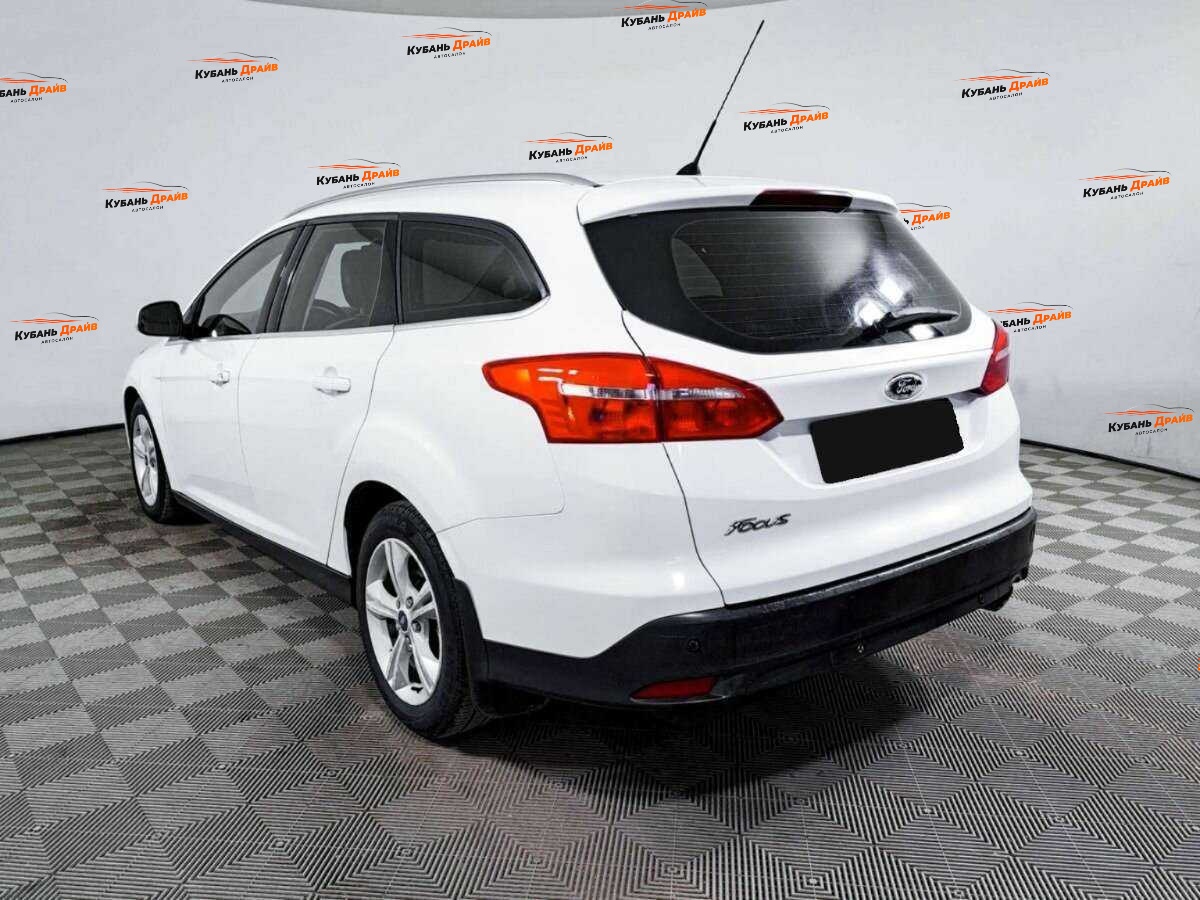 Ford Focus 2012 года с пробегом. Фото: #5