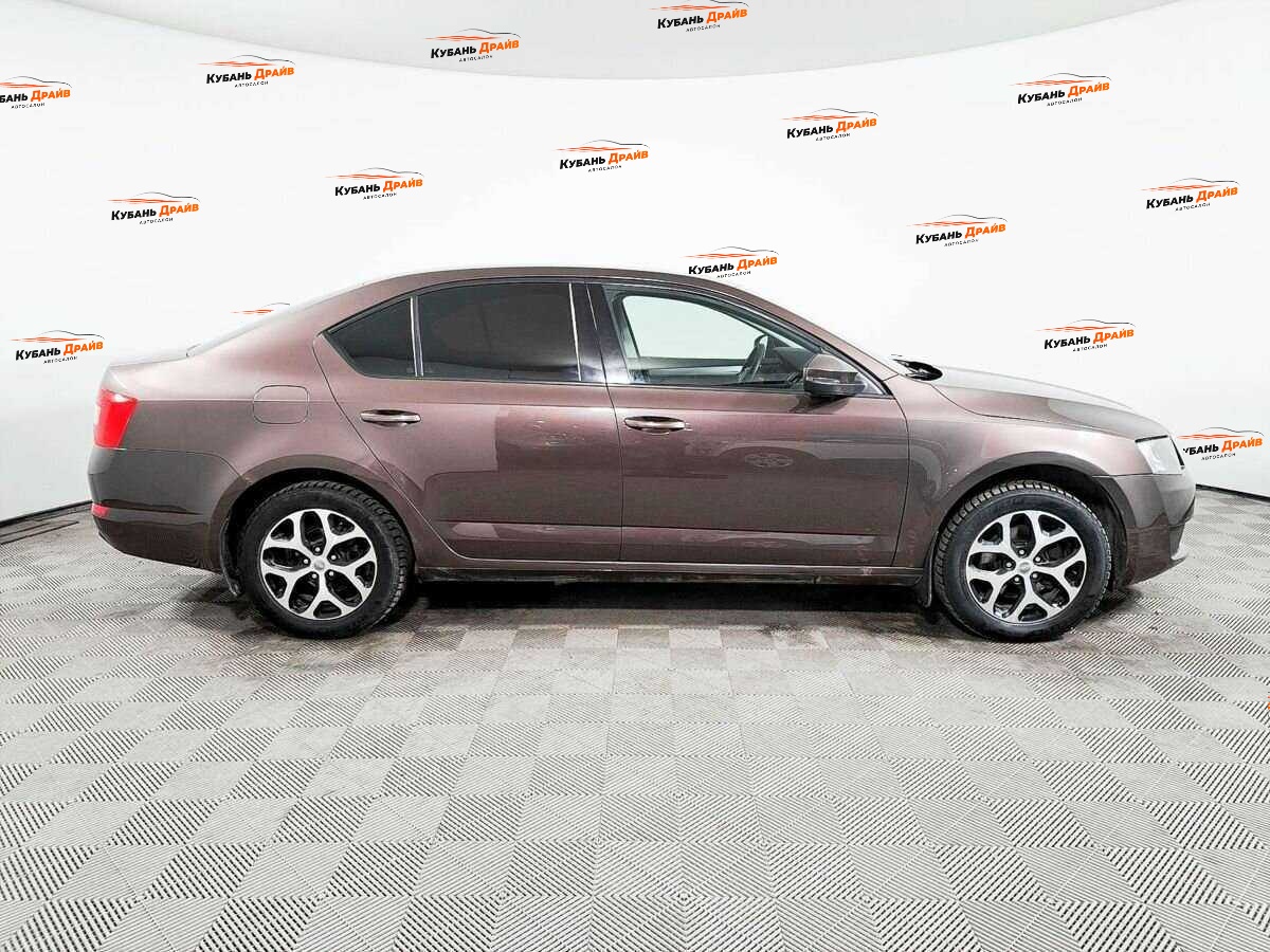 Skoda Octavia 2014 года с пробегом. Фото: #3