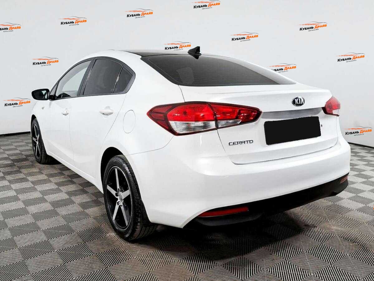 Kia Cerato 2017 года с пробегом. Фото: #6