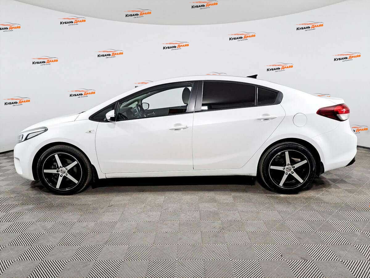 Kia Cerato 2017 года с пробегом. Фото: #7