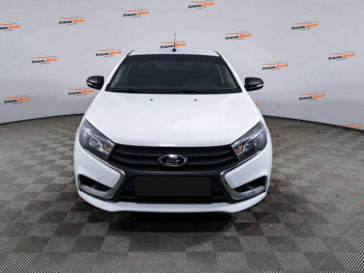 Lada (ВАЗ) Vesta 2020 года с пробегом. Фото: #1