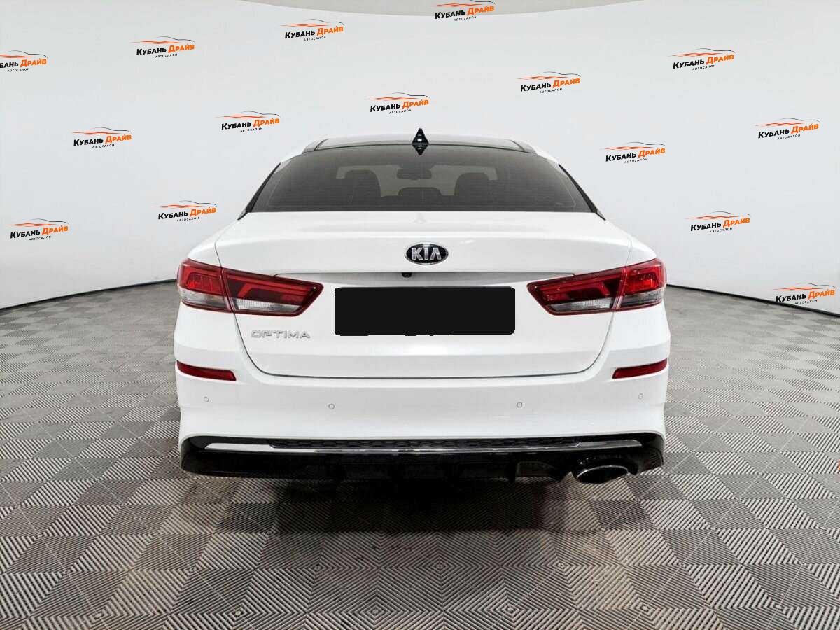 Kia Optima 2019 года с пробегом. Фото: #5