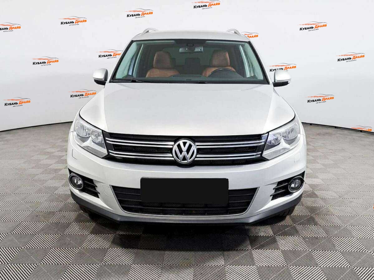 Volkswagen Tiguan 2012 года с пробегом. Фото: #1