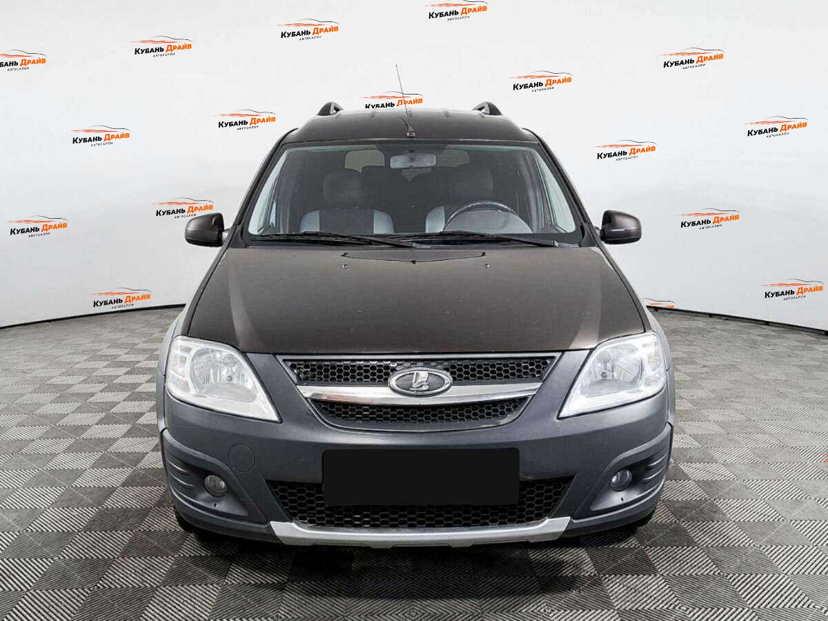 Lada (ВАЗ) Largus 2018 года с пробегом. Фото: #1