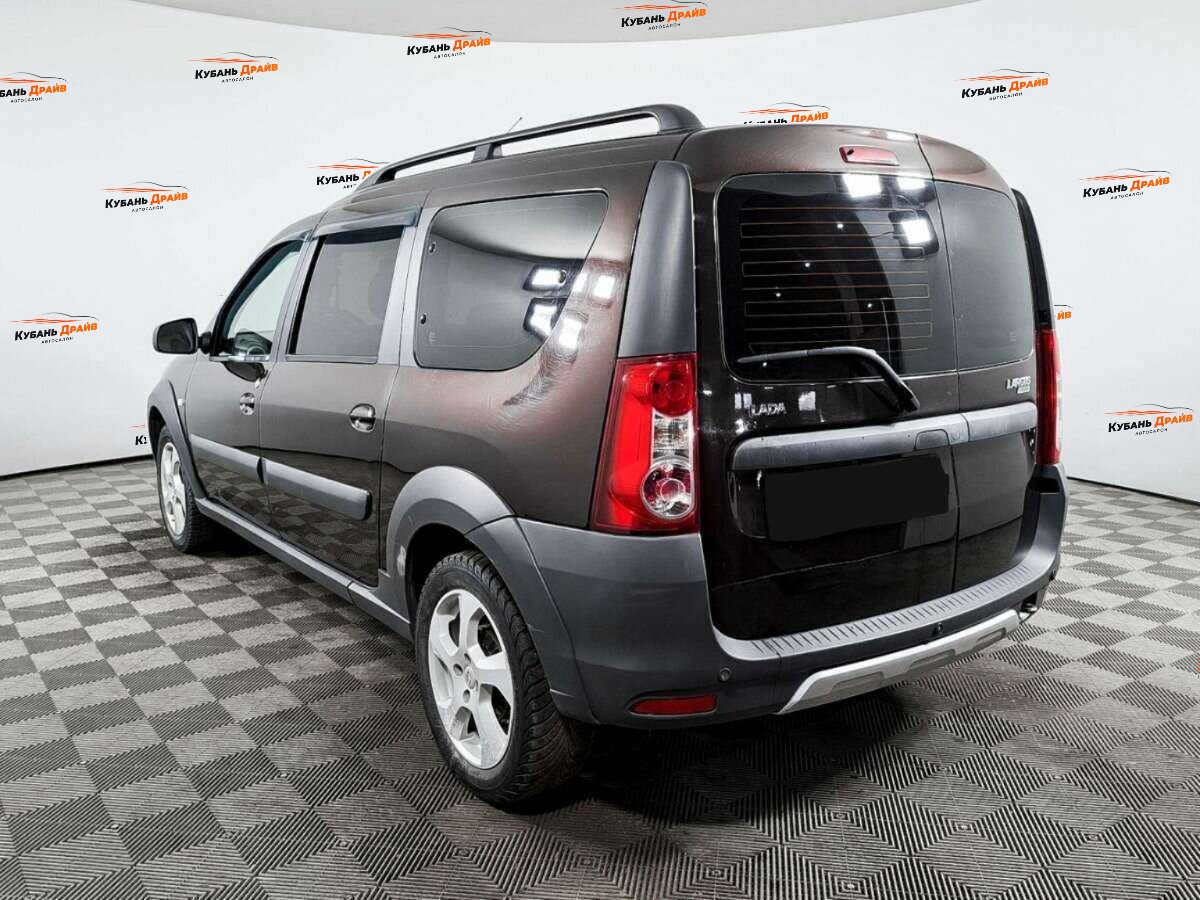 Lada (ВАЗ) Largus 2018 года с пробегом. Фото: #5