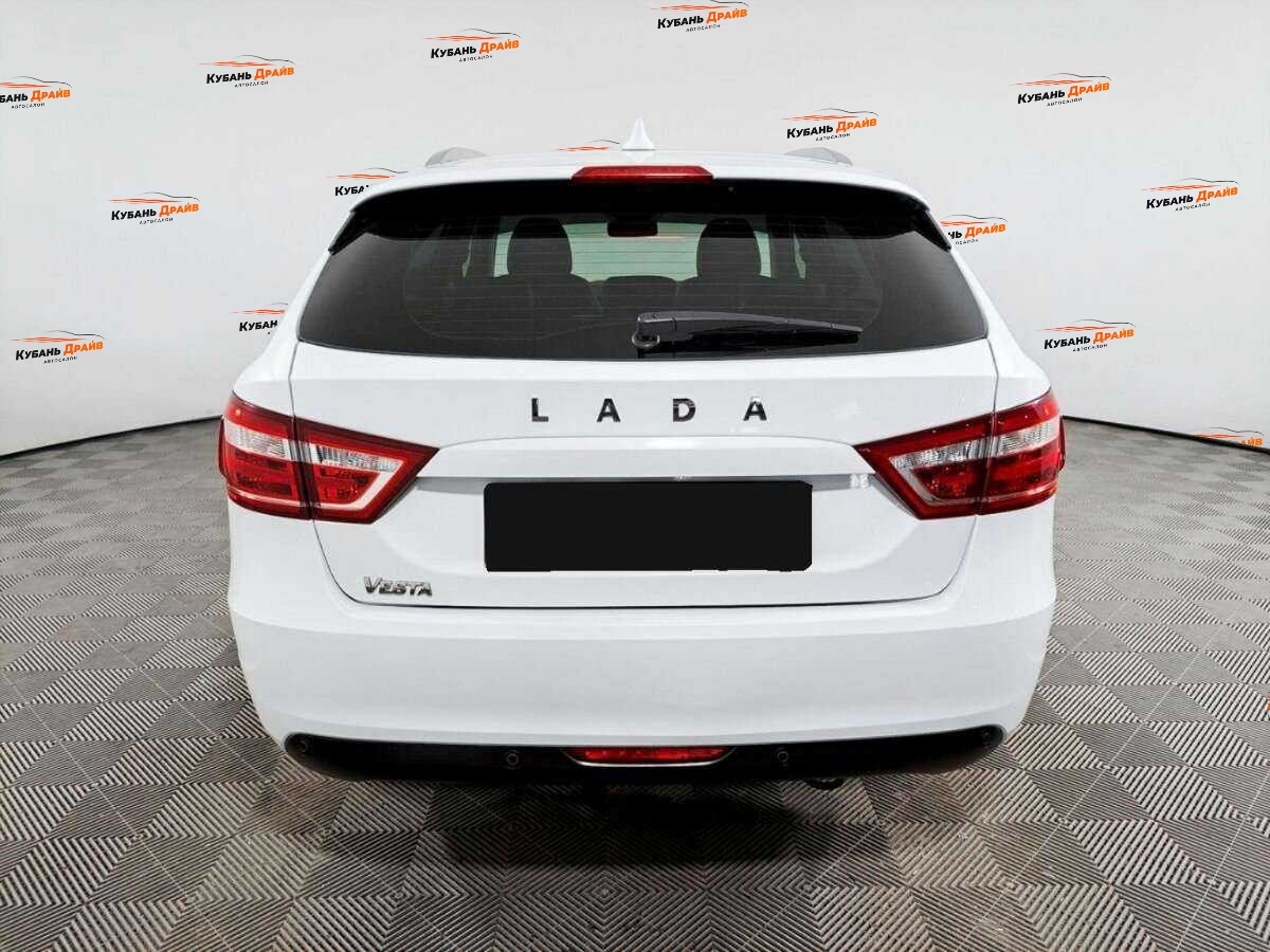 Lada (ВАЗ) Vesta 2018 года с пробегом. Фото: #5