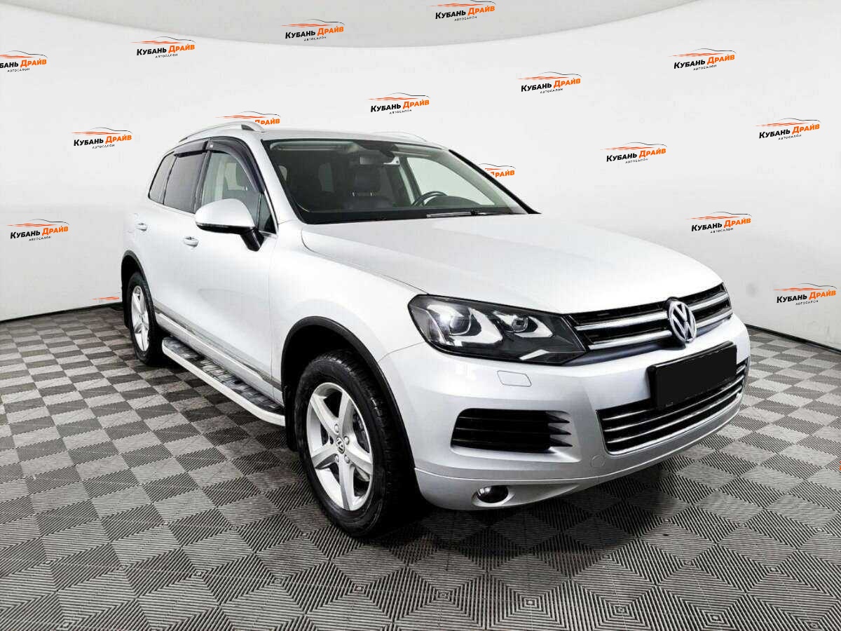 Volkswagen Touareg 2012 года с пробегом. Фото: #2