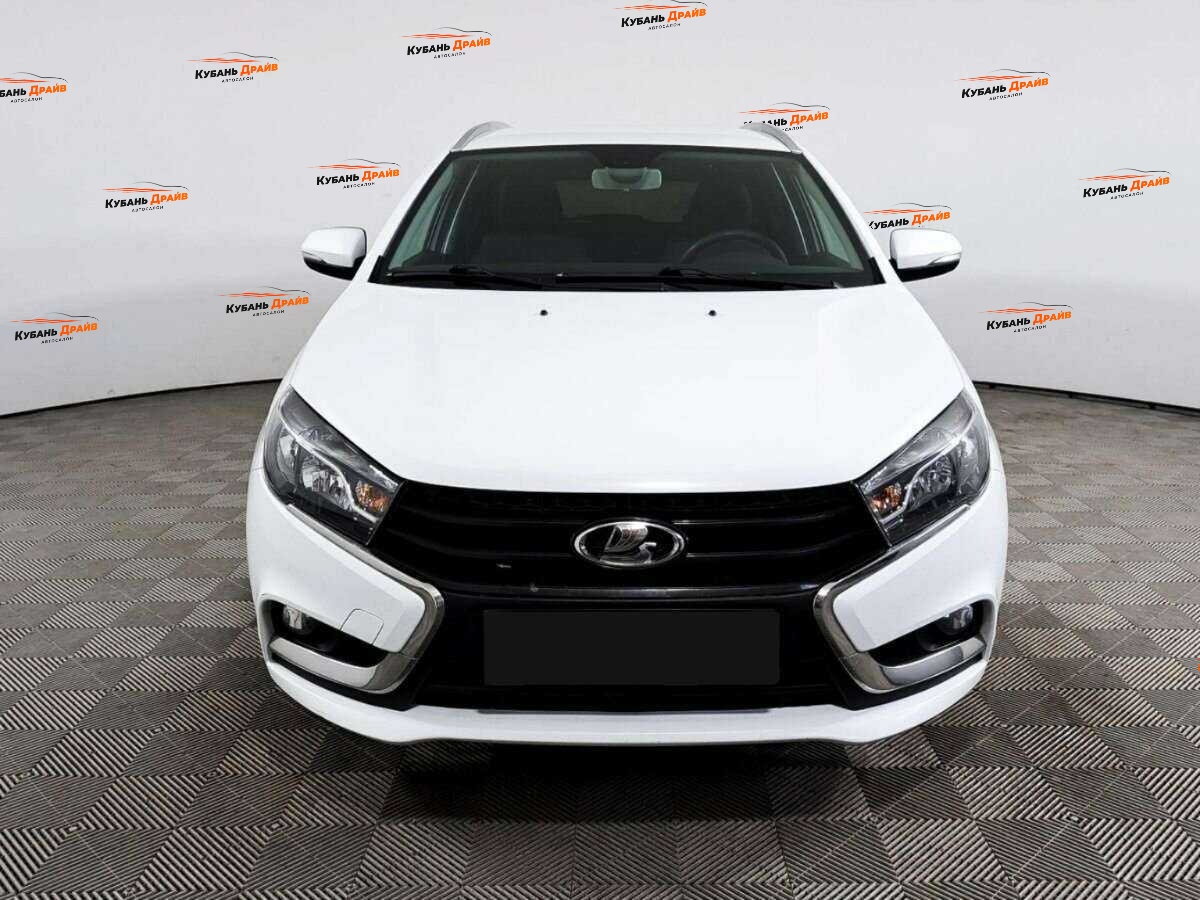 Lada (ВАЗ) Vesta 2018 года с пробегом. Фото: #1