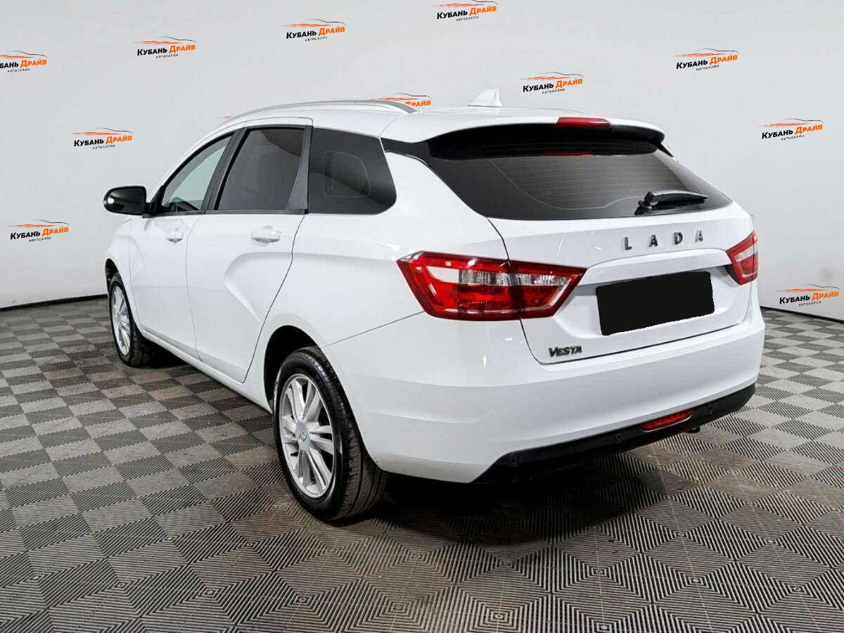 Lada (ВАЗ) Vesta 2018 года с пробегом. Фото: #6