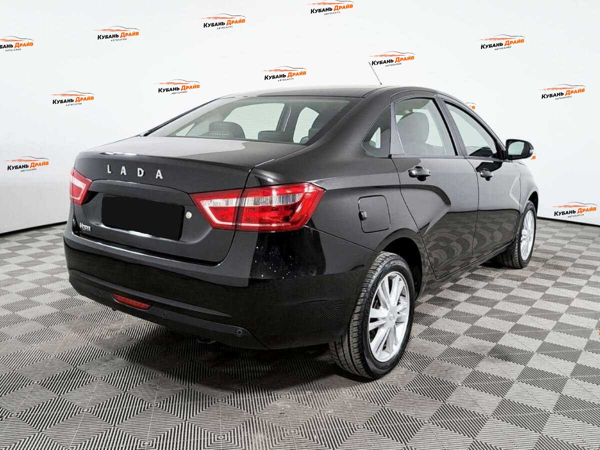 Lada (ВАЗ) Vesta 2017 года с пробегом. Фото: #3