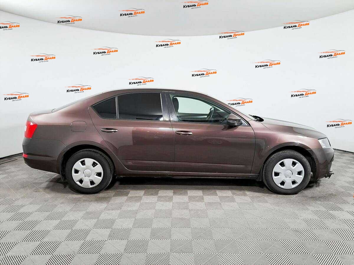 Skoda Octavia 2014 года с пробегом. Фото: #3