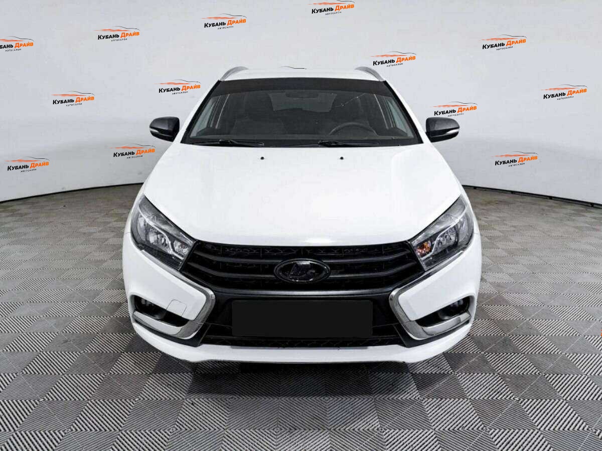Lada (ВАЗ) Vesta 2019 года с пробегом. Фото: #1