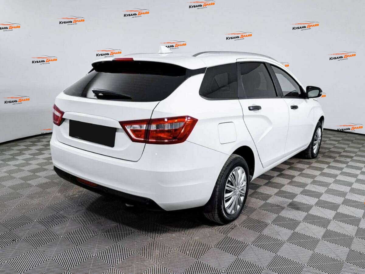 Lada (ВАЗ) Vesta 2019 года с пробегом. Фото: #3