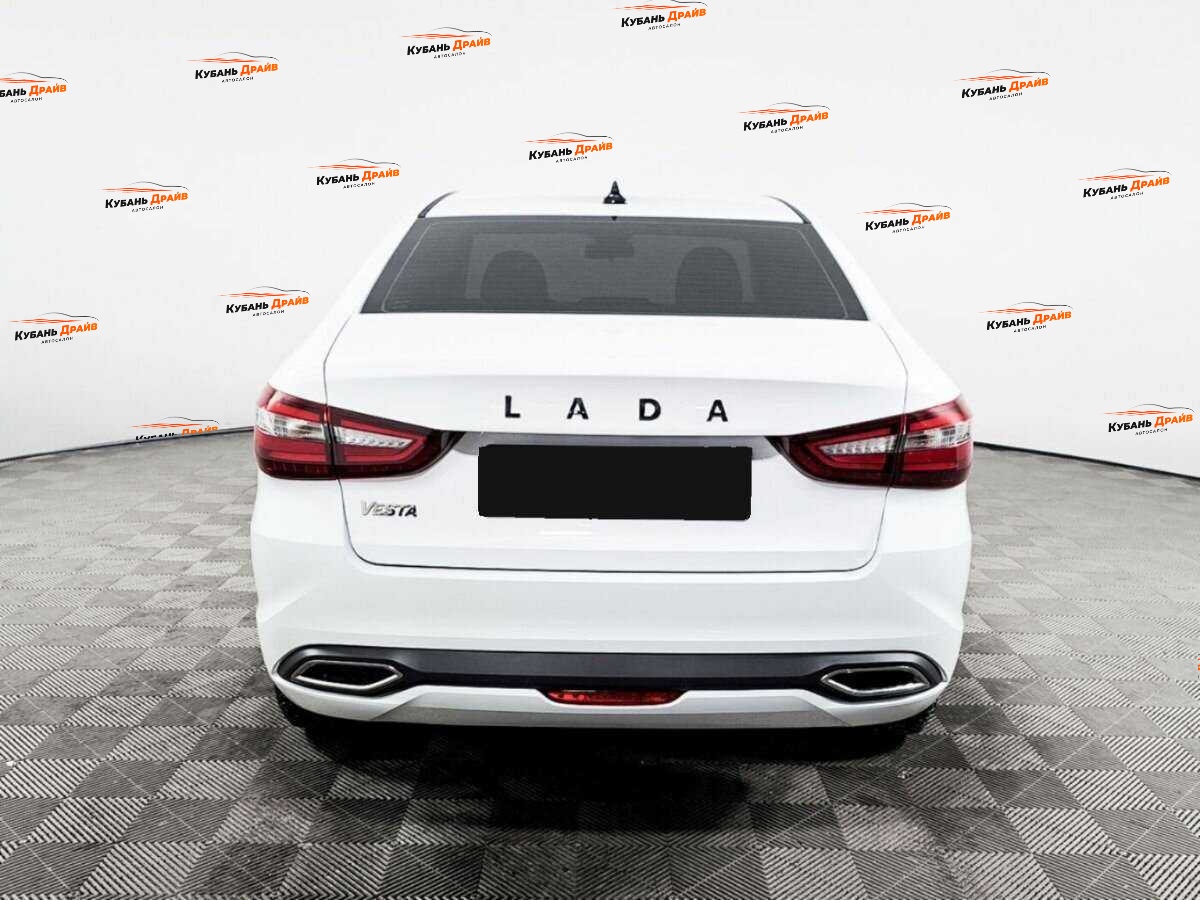 Lada (ВАЗ) Vesta 2023 года с пробегом. Фото: #4
