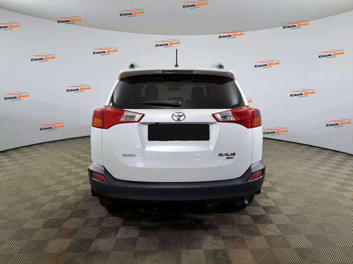 Toyota RAV4 2014 года с пробегом. Фото: #5